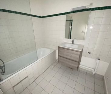 Location Appartement 2 pièces 54m² ORLEANS 45000 - Photo 5
