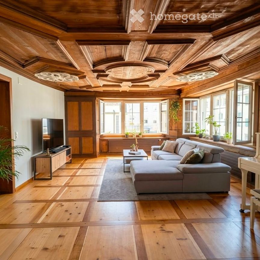 Nachmieter per 1. November gesucht – Helle & grossräumige Wohnung im 1. OG - Photo 1