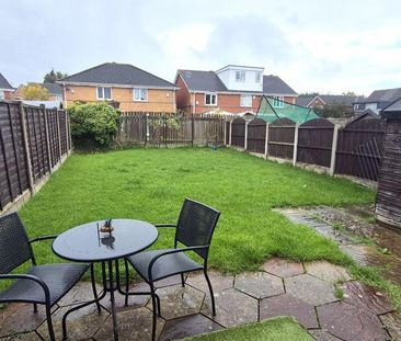 2 bedroom end of terrace house to rent - Photo 4