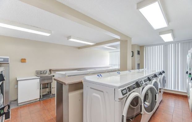 For Lease - 18 Knightsbridge Road Unit# 1104, Brampton, Ontario - Photo 1