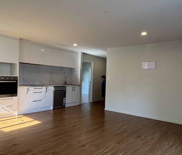 4 Bedrooms Home in Westlake Zone - Photo 4