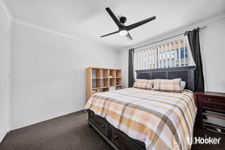 2/69 Donald Road, Queanbeyan NSW 2620 - Townhouse For Rent | Domain - Photo 5
