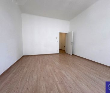 Provisionsfrei: Unbefristeter 43m² Altbau mit 1,5 Zimmern und Lift ... - Foto 4