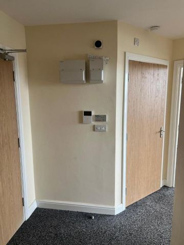 2 bedroom apartment to rent - Photo 5