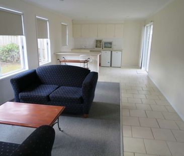 1/26 Arnott Street, Clayton VIC 3168 - Photo 2