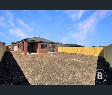 100 Crown Street, Sebastopol, Vic 3356 - Photo 4