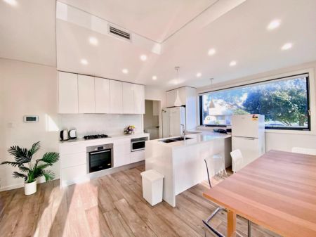 12 Borrodale Rd(003), Sydney - Photo 5