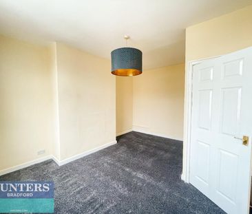 Daisy Street, Great Horton, Bradford, West Yorkshire, BD7 3PL - Photo 5