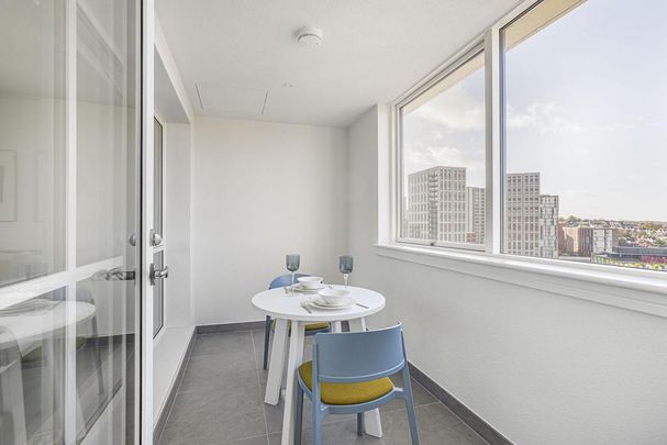 Studio to rent - Photo 1