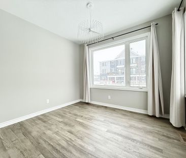 For Lease - 990 Fameflower Street, Barrhaven, Ontario - Photo 6