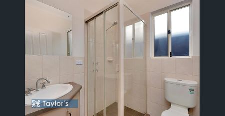 WELL-PRESENTED HOME IN AN IDEAL LOCATION - Photo 5