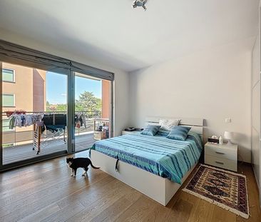 Appartement te huur in Ixelles - Photo 5