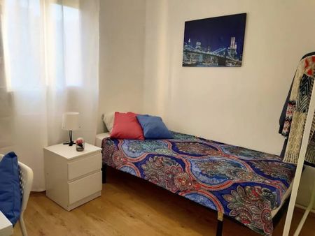 Carrer del Literat Azorín, Valencia, Valencian Community 46006 - Photo 2