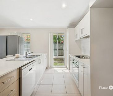 Spacious 4-Bedroom Family Home with Light-Filled Living & Modern Co... - Photo 6