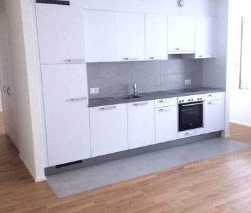 Appartement de 3 pièces au rez-supérieur dans un immeuble avec asce... - Foto 2