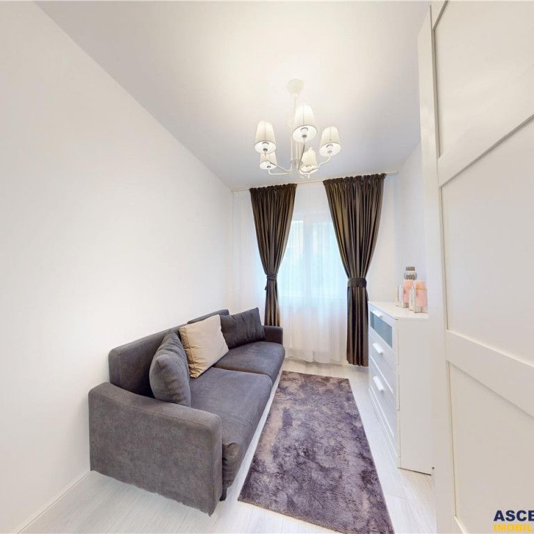 Prima ! Eleganta si simplitate - Centrul Civic, renovat comp - Photo 1