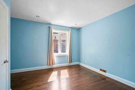 For Lease - 31 Rossford Road, Toronto, Ontario - Photo 4