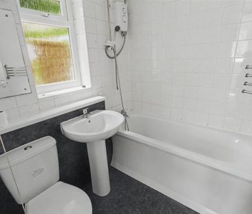 2 bedroom bungalow to rent - Photo 5
