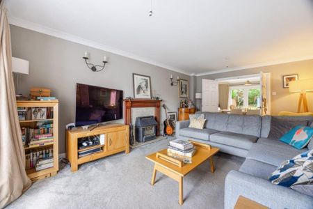 Well Oak Park, Exeter - Photo 2