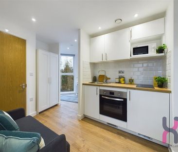 1 bedroom flat to rent - Photo 2