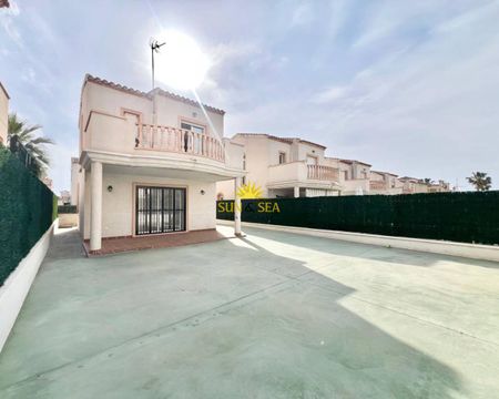 2-BEDROOM DUPLEX FOR RENT IN GUARDAMAR DEL SEGURA - ALICANTE - Photo 5