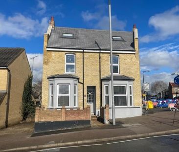 Room in a Shared Flat, Higham Hill Road, E17 - Photo 1