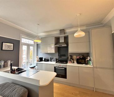 2 bedroom maisonette to rent - Photo 6