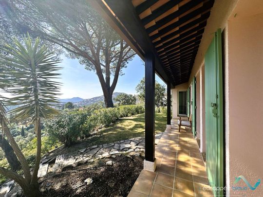 Villa pour 8 personnes, vue mer et piscine sur le Domaine de Valcros à La Londe-Les Maures - Photo 1