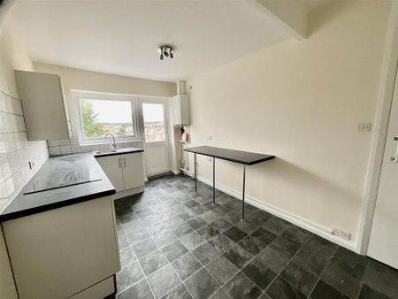 2 bedroom property to rent - Photo 3