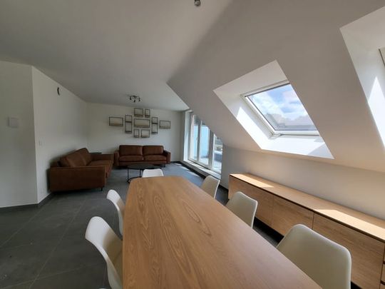 Appartement te huur - Foto 1