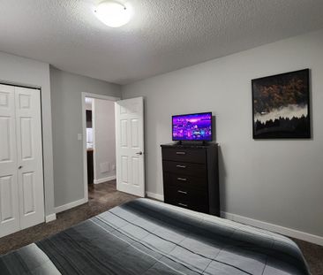 Unit 207, 3811-54 Avenue, Red Deer, AB - Photo 3