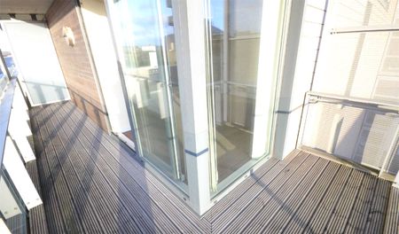 Spectrum, Block 9, Blackfriars Road, Salford, M3 7DZ - Photo 4