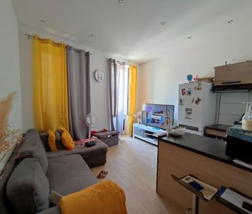 Location Appartement 2 pièces 31m² MARSEILLE 10ème - Photo 1