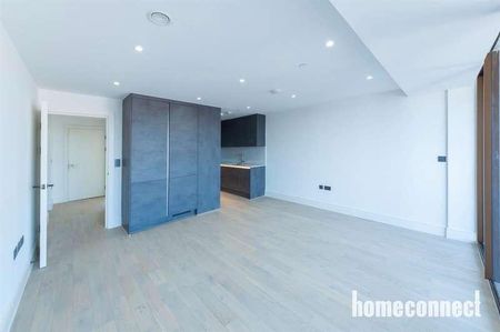 Colts Village Apartments, Barking Road, London, E6 - Photo 2