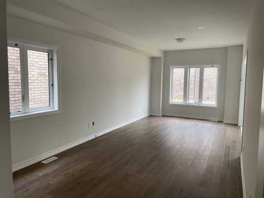 For Lease - 56 Bruton Street, Thorold, Ontario - Photo 1