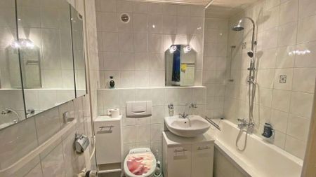 *** Gemütliche möblierte 2-Raum-Wohnung in Hohenstein-Ernstthal *** - Photo 4