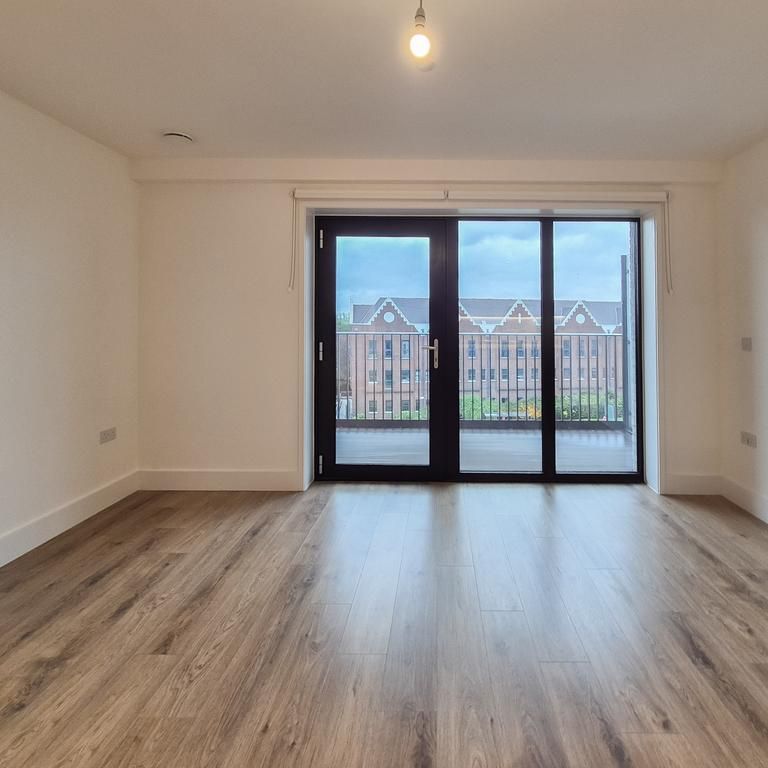 2 bedroom apartment to rent - Photo 1