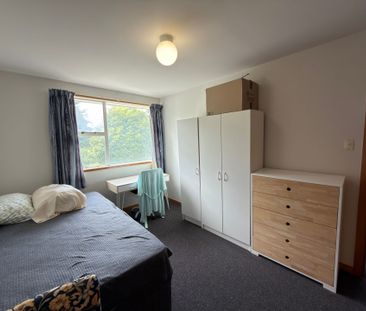 Three bedrooms in Lincoln close to university. - Photo 3
