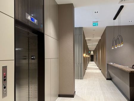 For Lease - 60 Honeycrisp Crescent Unit# 521, Vaughan, Ontario - Photo 2