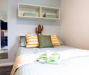 Studio to rent - Photo 1