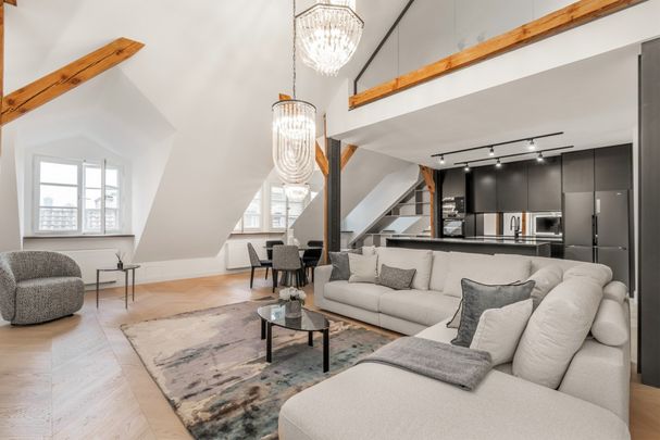 Niepowtarzalny Apartament z poddaszem na Starówce - Photo 1