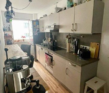 Hochwertig ausgestattete Stadtwohnung mit Balkon - Foto 4