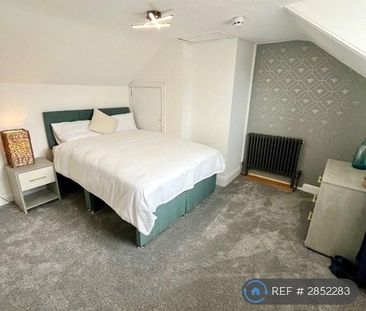 1 bedroom in a house share to rent - Photo 6