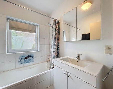 Rez-de-chaussée - 2 CH. - Photo 2