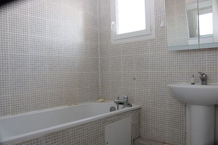 Location maison 4 pièces, 80.00m², Le Cailar - Photo 2