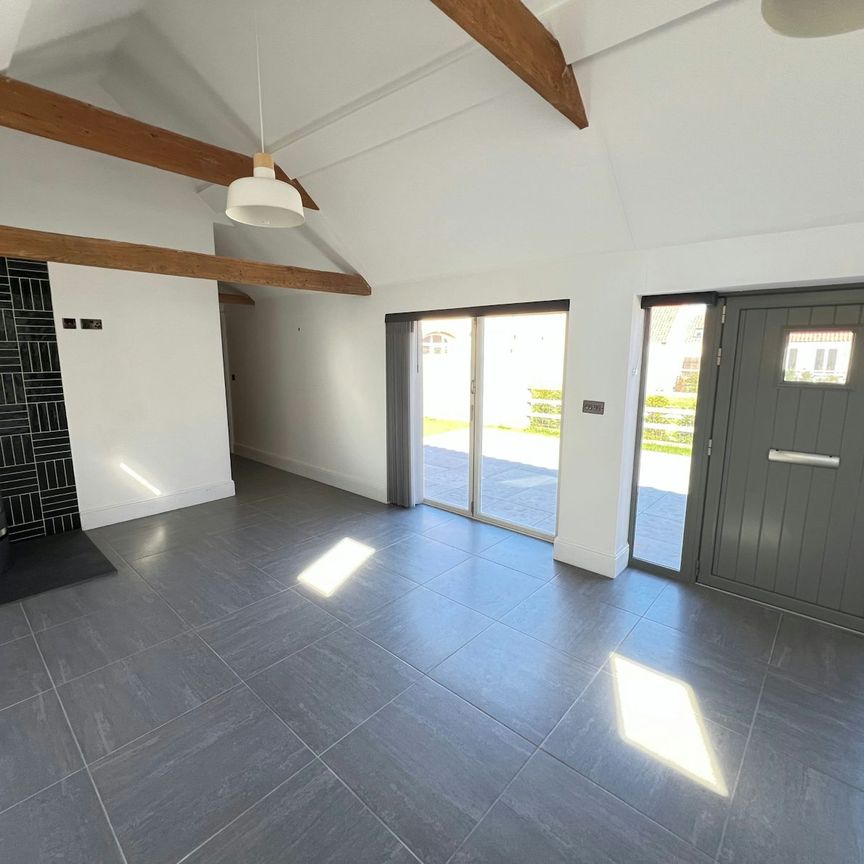Barn Conversion to rent on - Photo 1