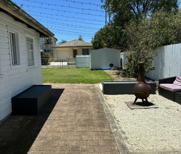 Quaint Cottage with Granny Flat - Photo 6