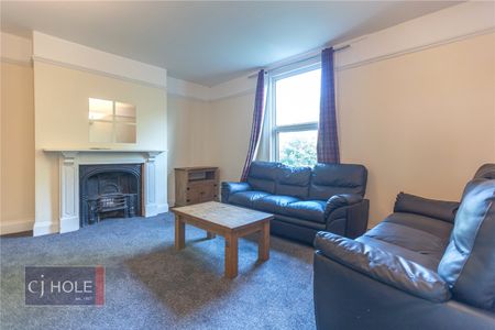 Cotswold Road, - Photo 2