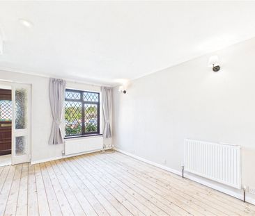 Wedgewood Way, Tilehurst, Reading, Berkshire, RG30 - Photo 2