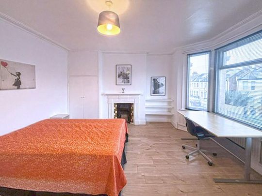 5 bedroom terraced house to rent - Photo 1